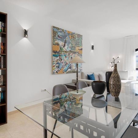 Apartamento De 2 Dormitorios En Playas Del Duque Marbellac Extérieur photo