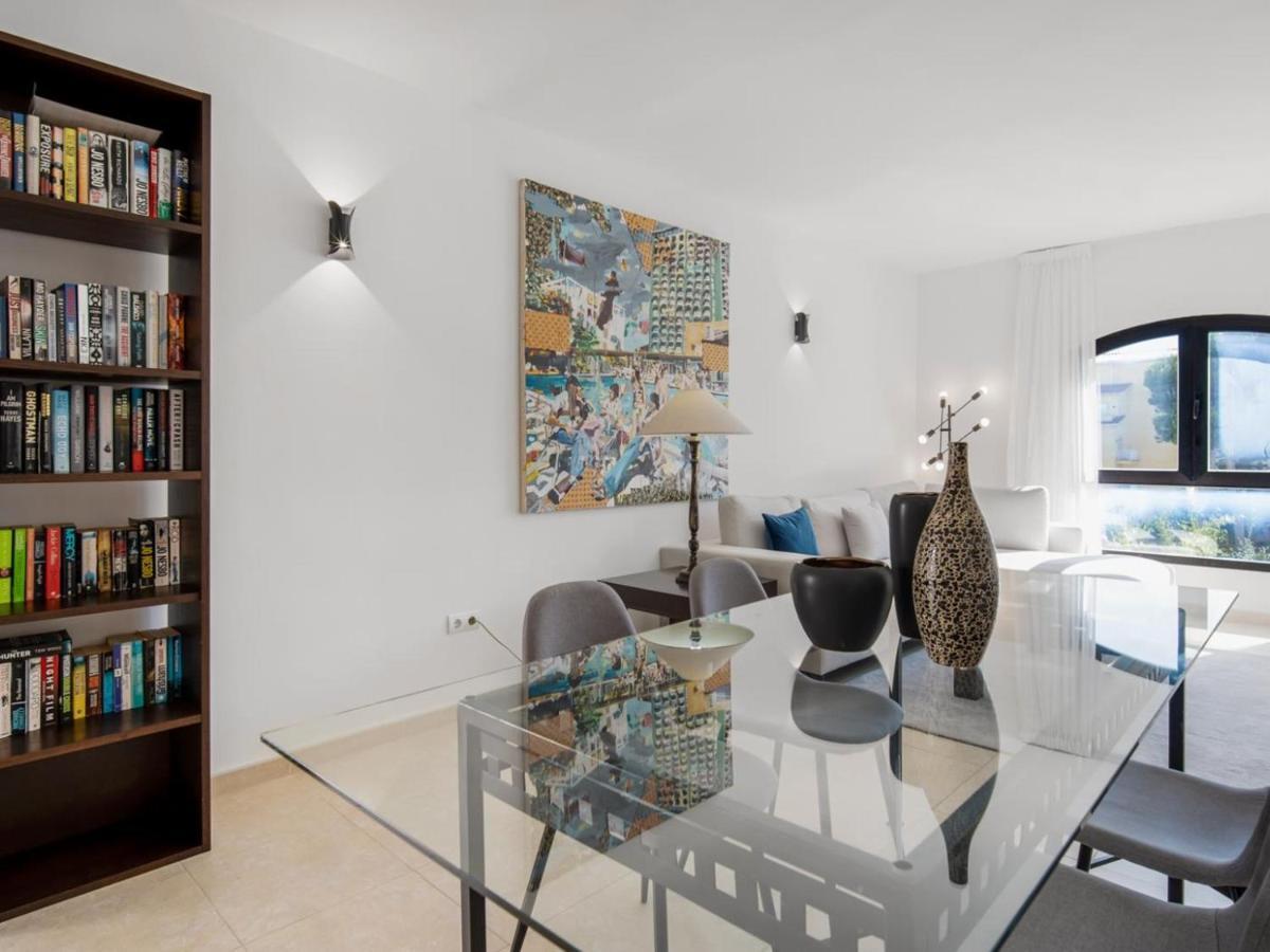 Apartamento De 2 Dormitorios En Playas Del Duque Marbellac Extérieur photo