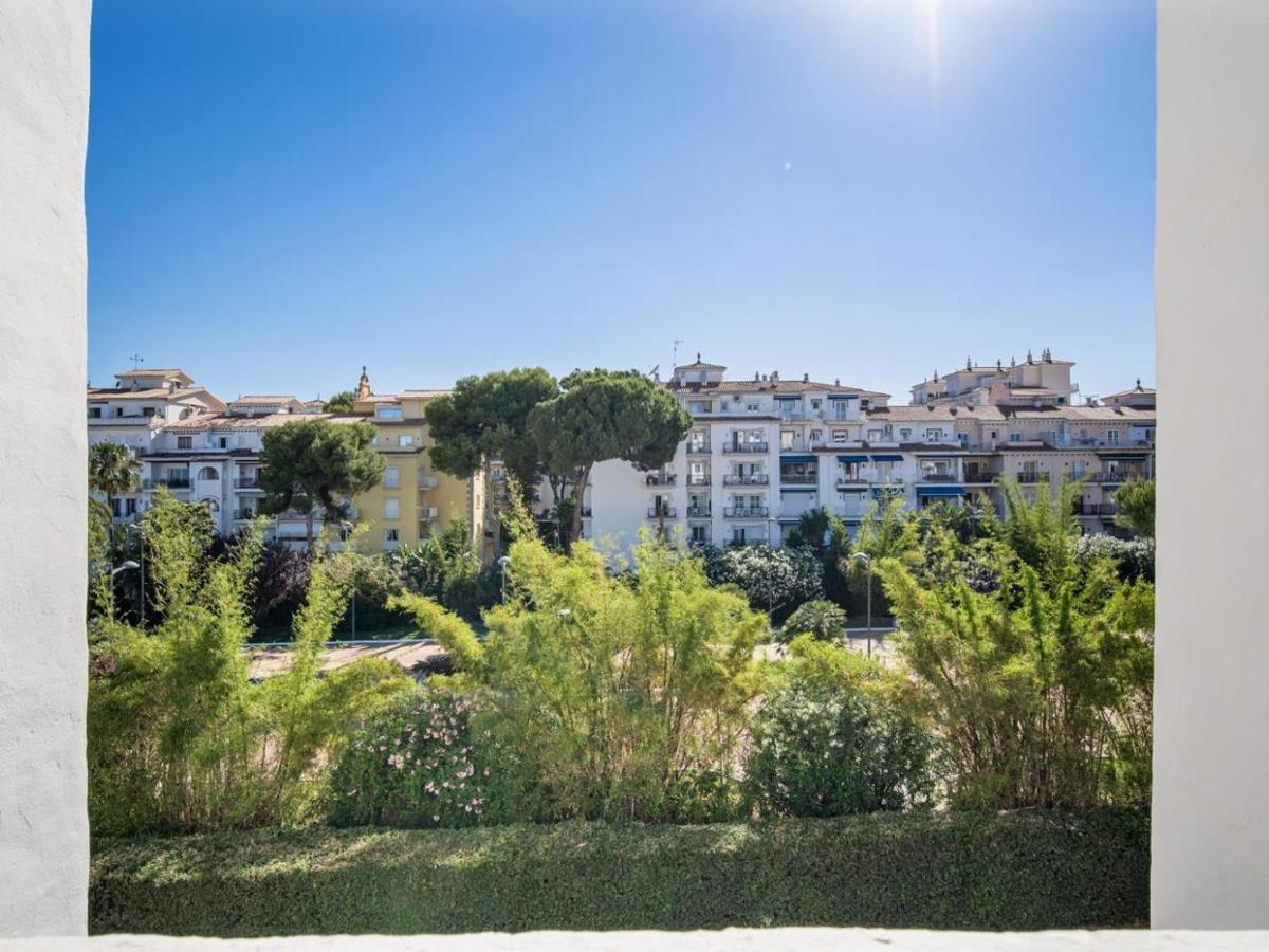 Apartamento De 2 Dormitorios En Playas Del Duque Marbellac Extérieur photo