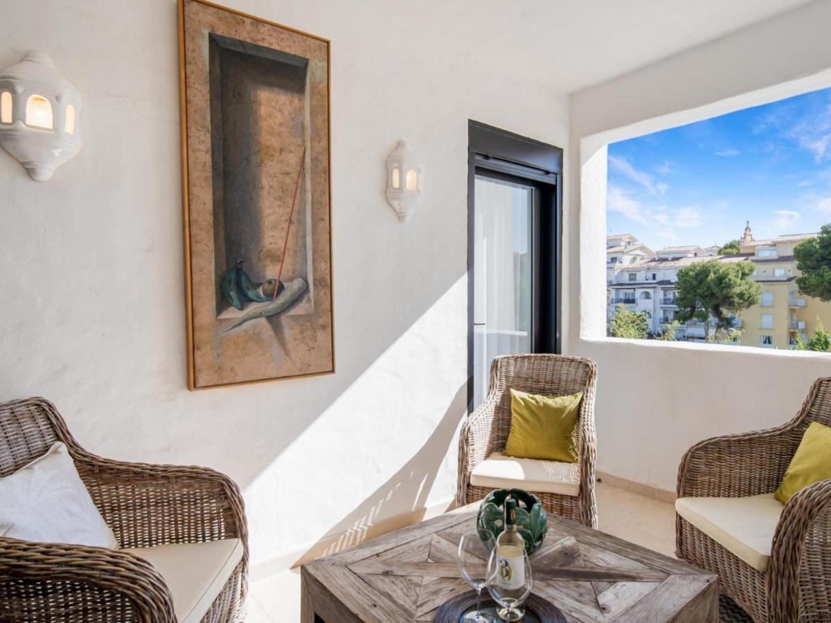 Apartamento De 2 Dormitorios En Playas Del Duque Marbellac Extérieur photo