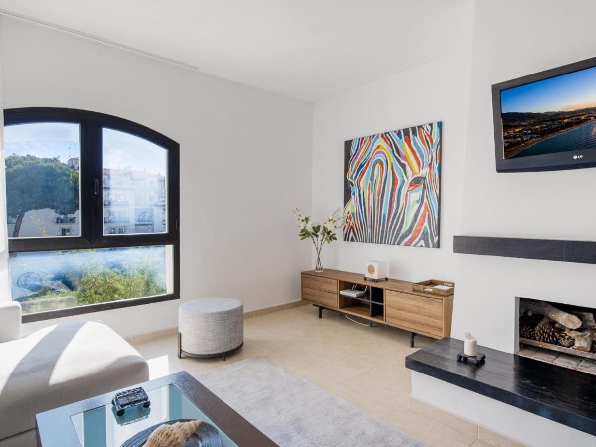 Apartamento De 2 Dormitorios En Playas Del Duque Marbellac Extérieur photo