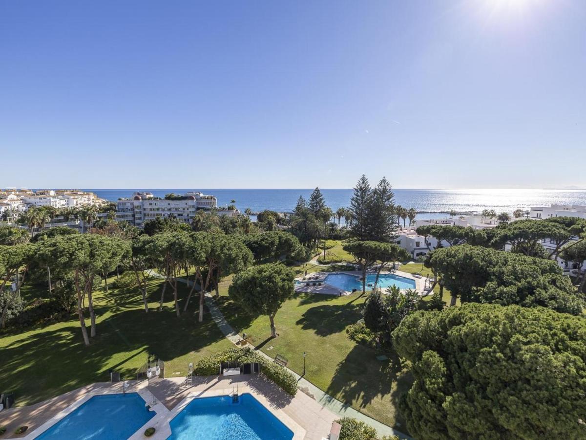 Apartamento De 2 Dormitorios En Playas Del Duque Marbellac Extérieur photo