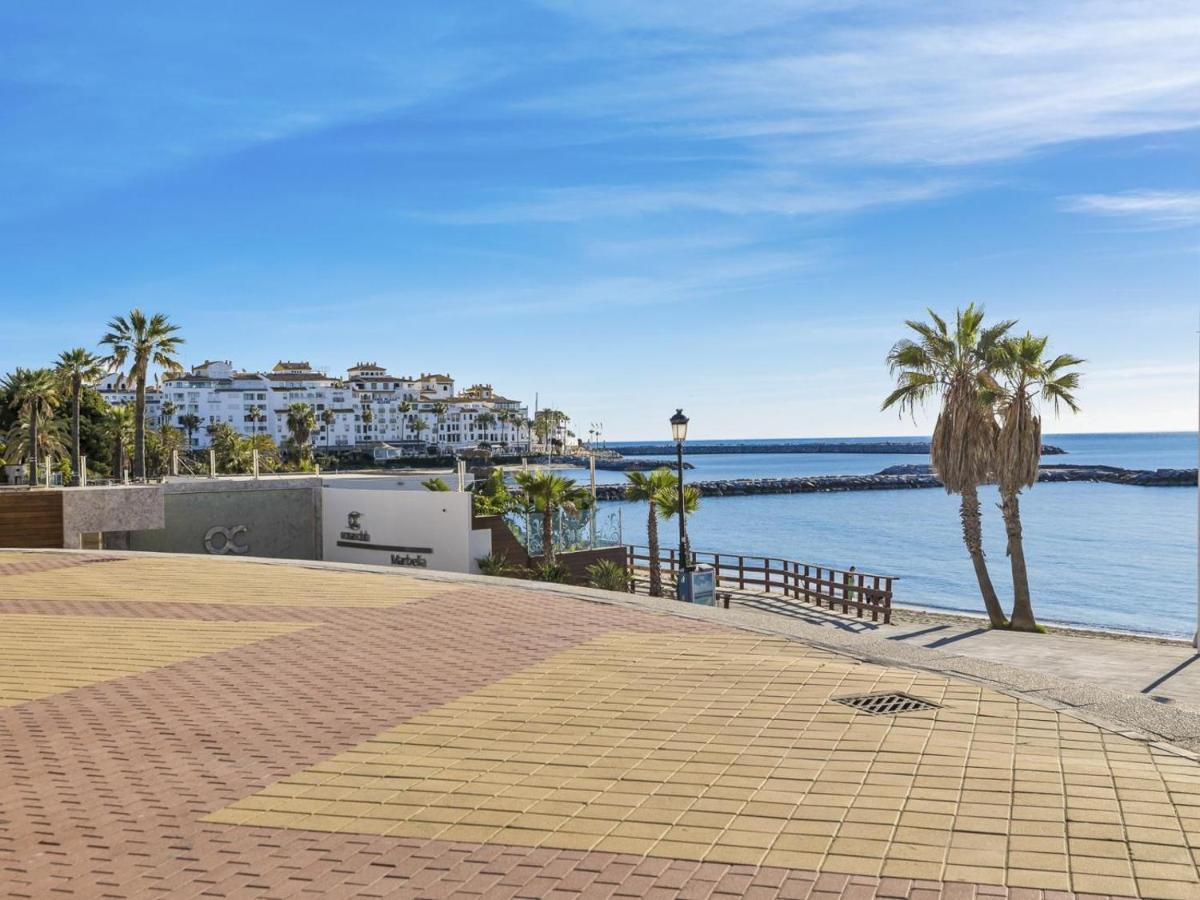 Apartamento De 2 Dormitorios En Playas Del Duque Marbellac Extérieur photo